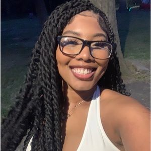 Meet your Posher, Jada